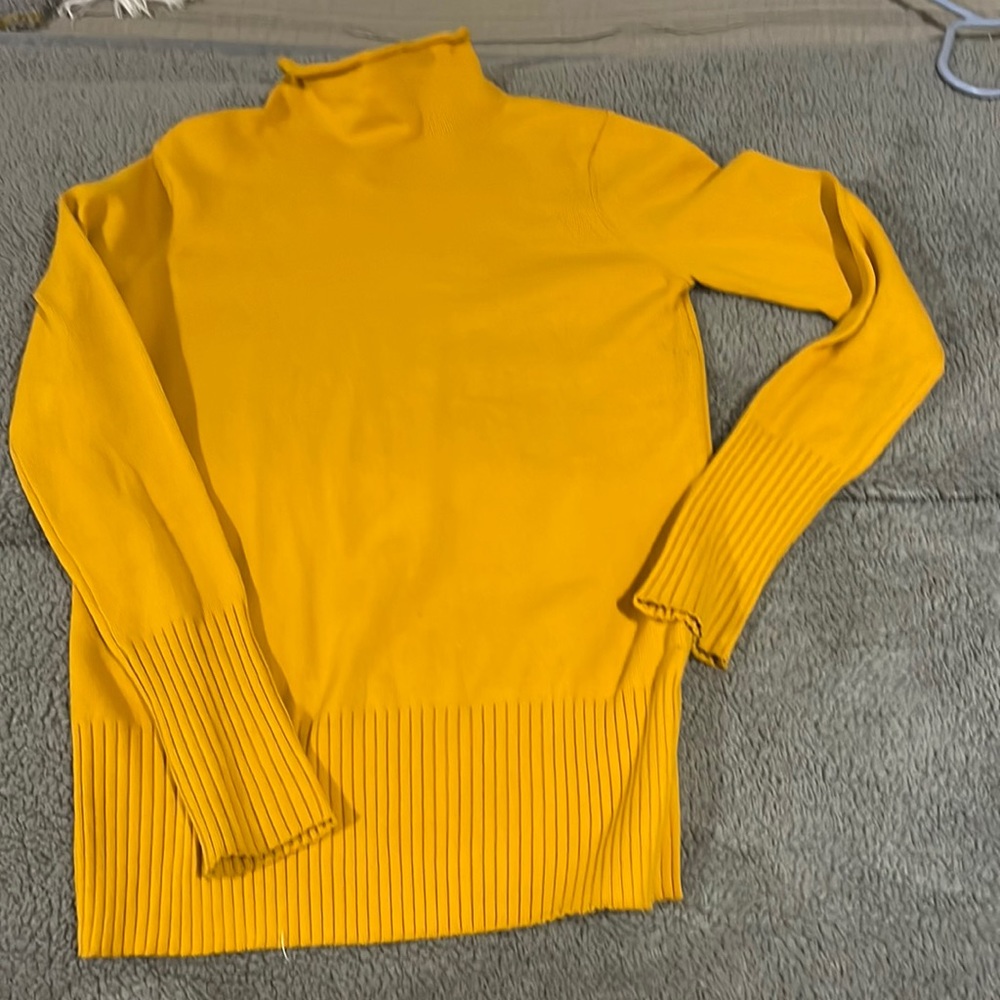 French connection sweater EUC